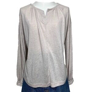 Old Navy Women's Beige Long Sleeve Blouse Size‎ M Split Neck Lightweight Rayon